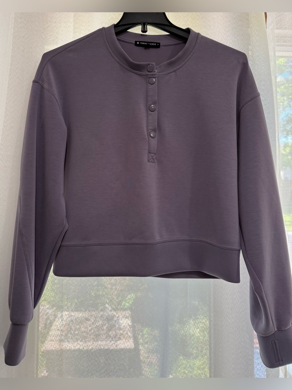 Thrive Societe Ultraluxe Crop Henley Pullover Violet Ash Purple Lavender Size L